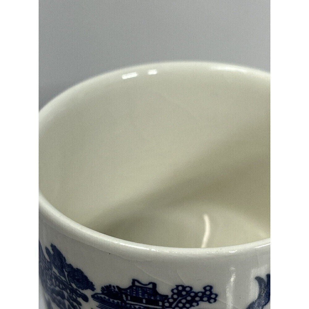 Blue Willow Churchill England Tea Cups Coffee Cups Set Of 2 Vintage Cottage - Picture 12 of 16